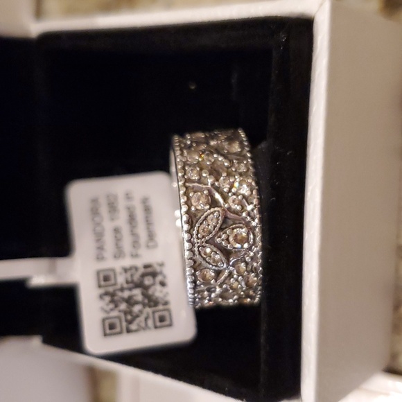 Pandora Ring Band - Picture 6 of 6